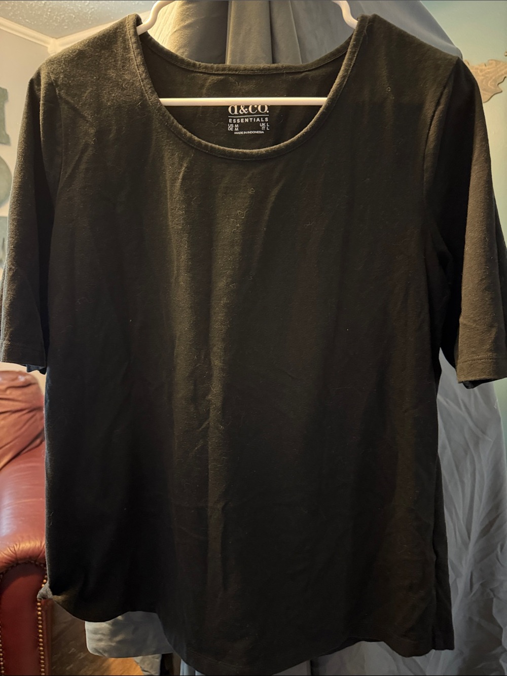 Denim&Co Black women’s Short Sleeve Scoop Neck Tee